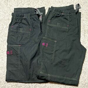 Lot of 2 - Women’s WonderWink stretch scrub pants size Medium/Tall.